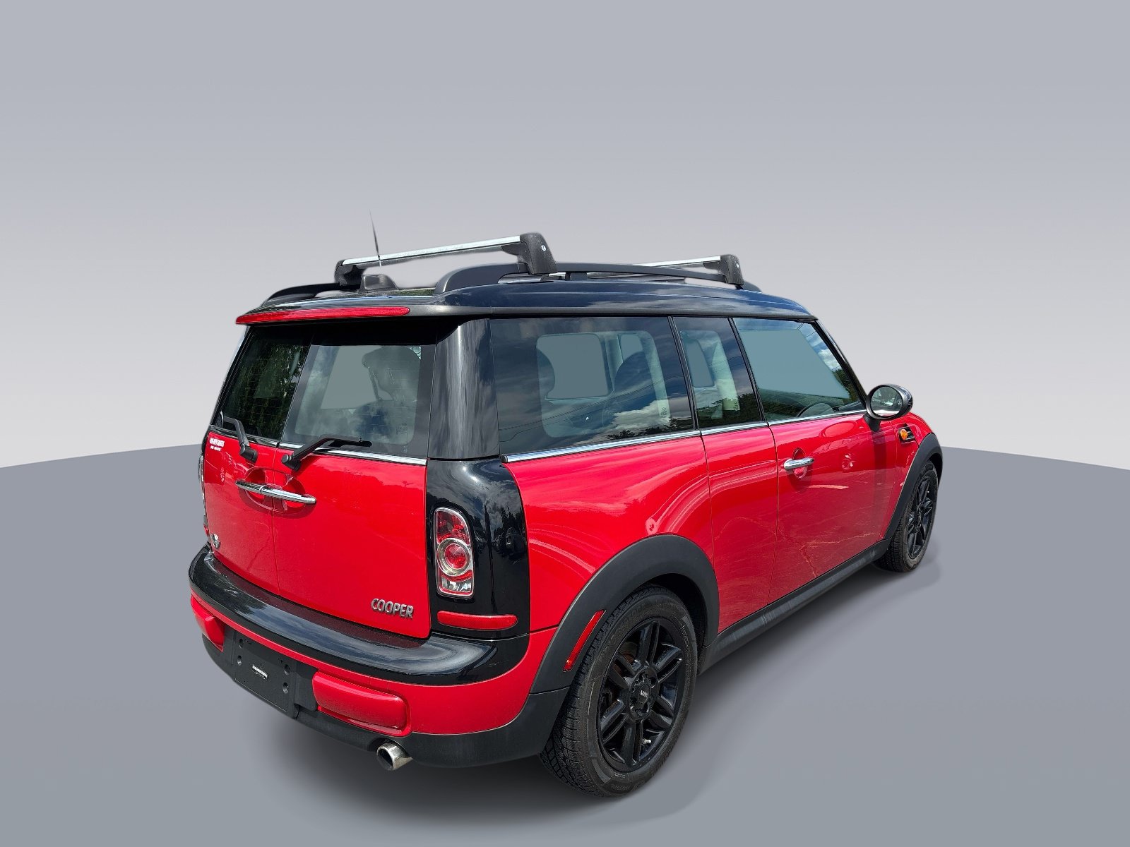 Used 2014 MINI Cooper Clubman FWD image 3
