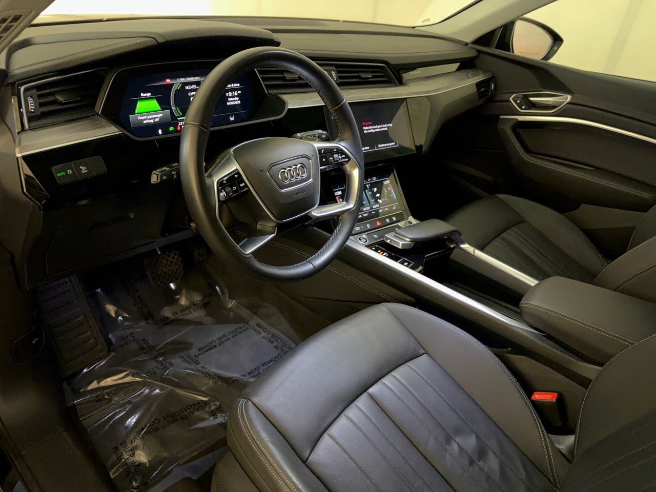 Used 2024 Audi Q8 e-tron Premium AWD/4WD image 4