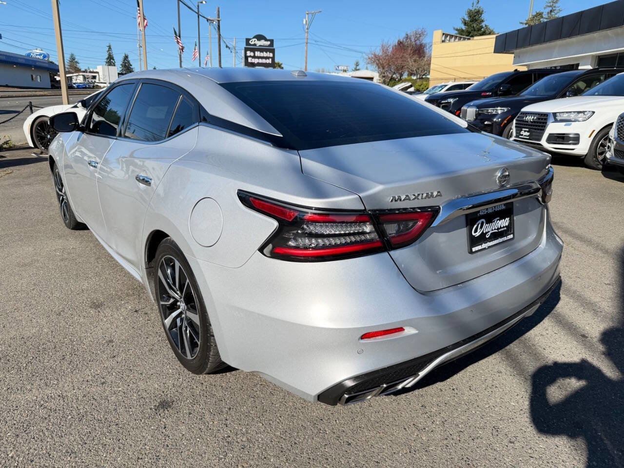 Used 2022 Nissan Maxima SV w/ Floor Mat Group image 4