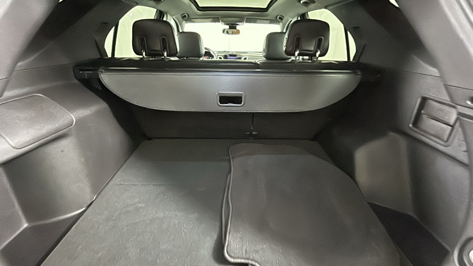 Used 2019 Chevrolet Equinox Premier AWD/4WD image 34