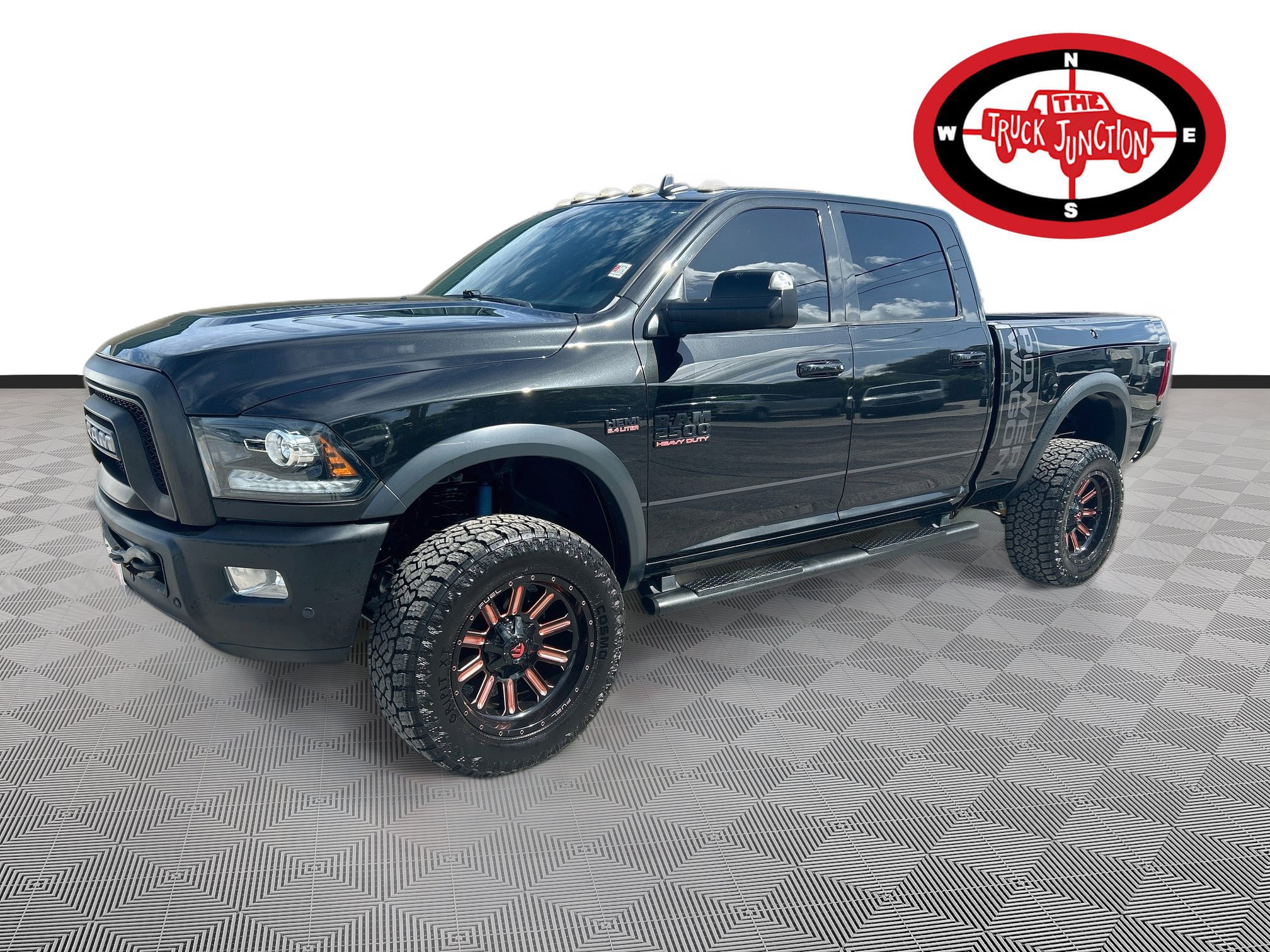 Used 2018 RAM 2500 Power Wagon w/ Leather & Luxury Group AWD/4WD image 3