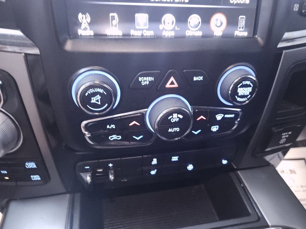 Used 2016 RAM 1500 Sport w/ Black Ram 1500 Sport Group AWD/4WD image 19