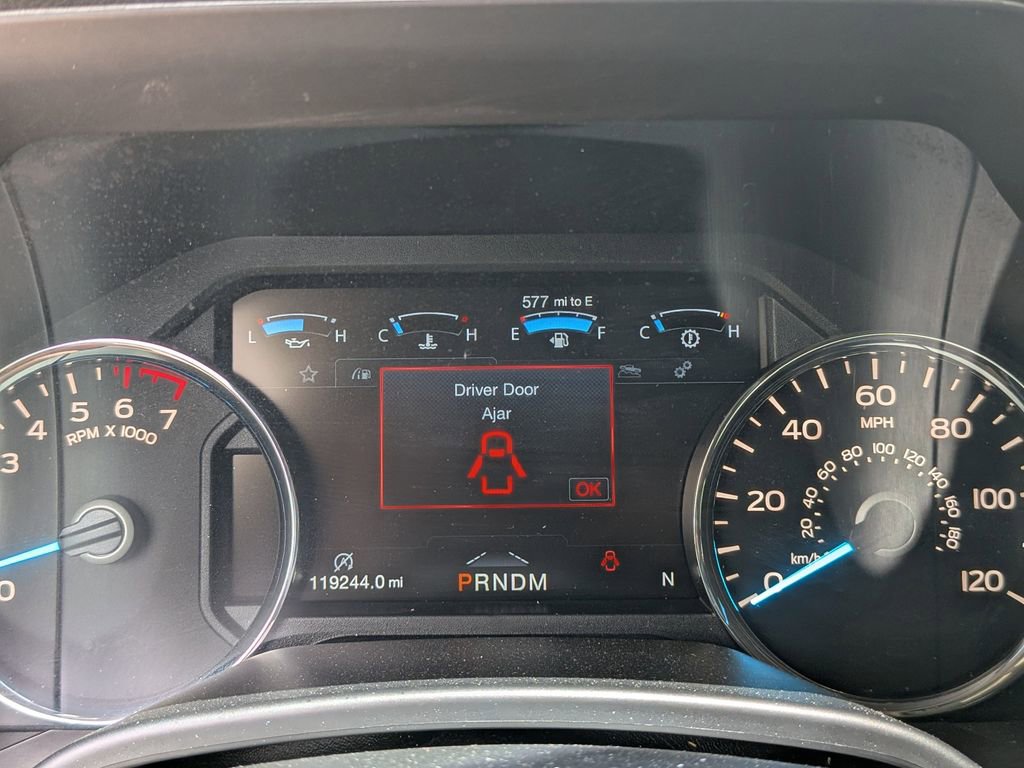 Used 2019 Ford F150 Lariat w/ Equipment Group 502A Luxury RWD image 29