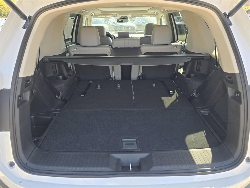 New 2025 Honda Pilot Touring image 22