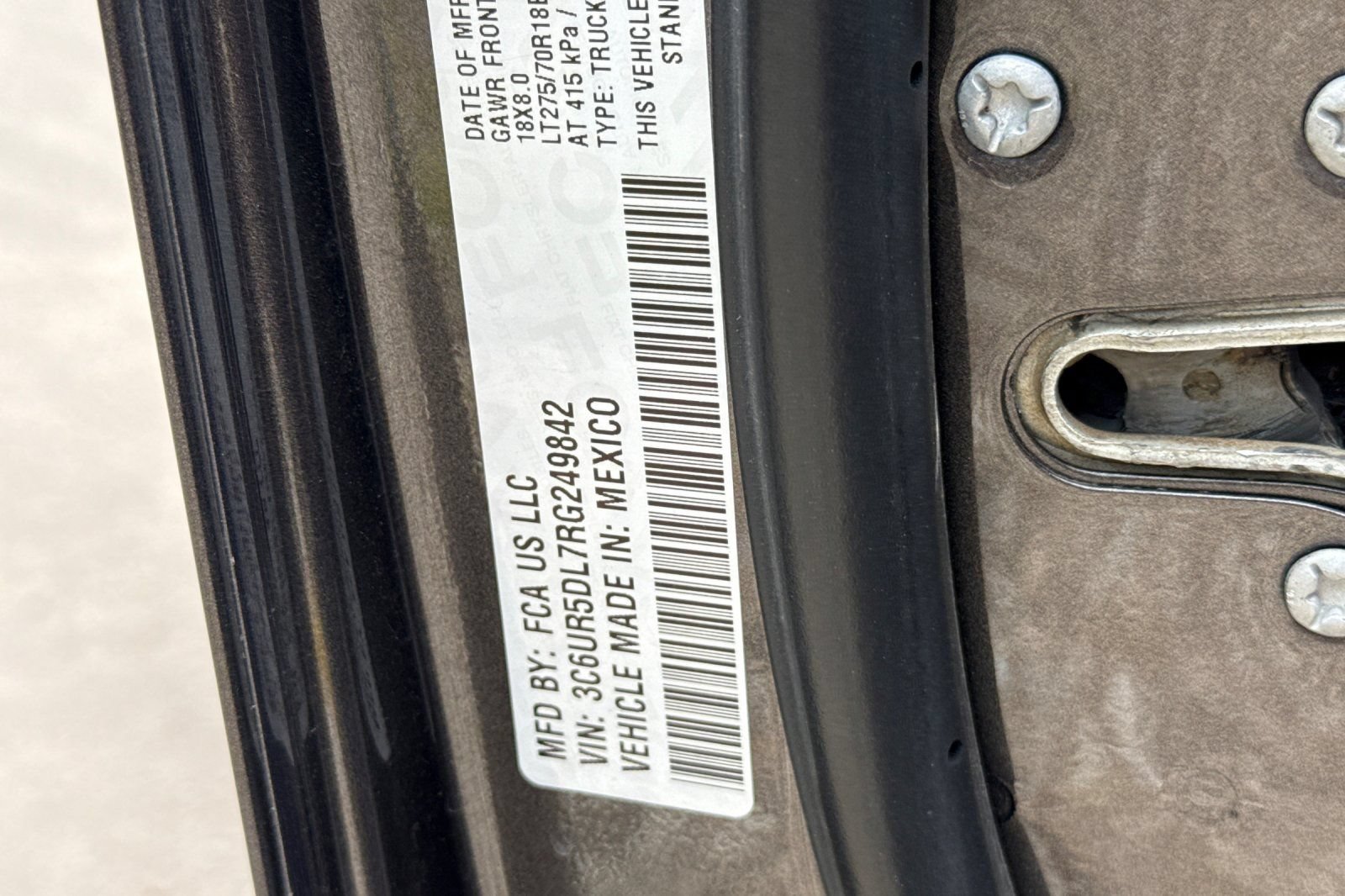 Used 2024 RAM 2500 Big Horn AWD/4WD image 28