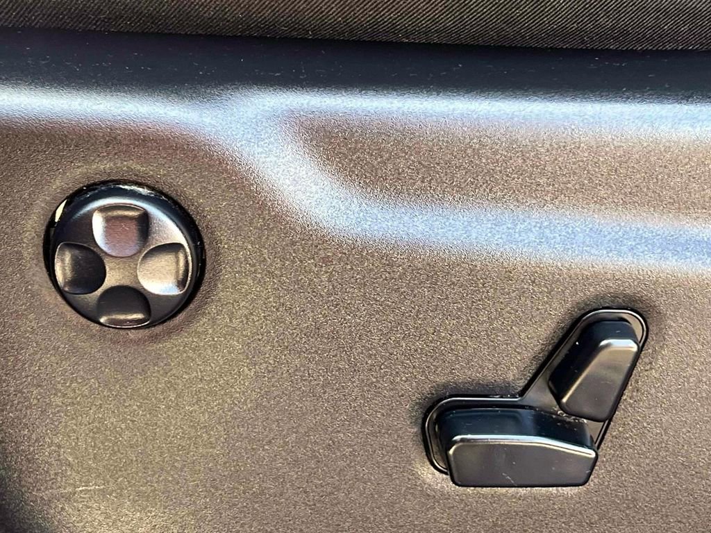 Certified 2019 Jeep Grand Cherokee Altitude image 17