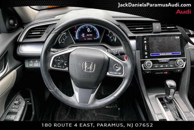 Used 2017 Honda Civic Touring image 5