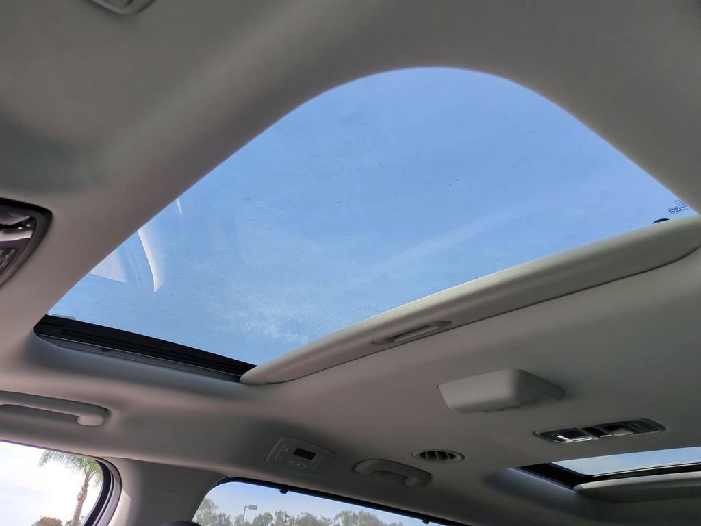 New 2026 Kia Carnival SX Prestige FWD image 19