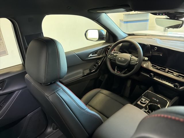 New 2026 Chevrolet Equinox RS w/ Safety and Technology Package AWD/4WD image 32