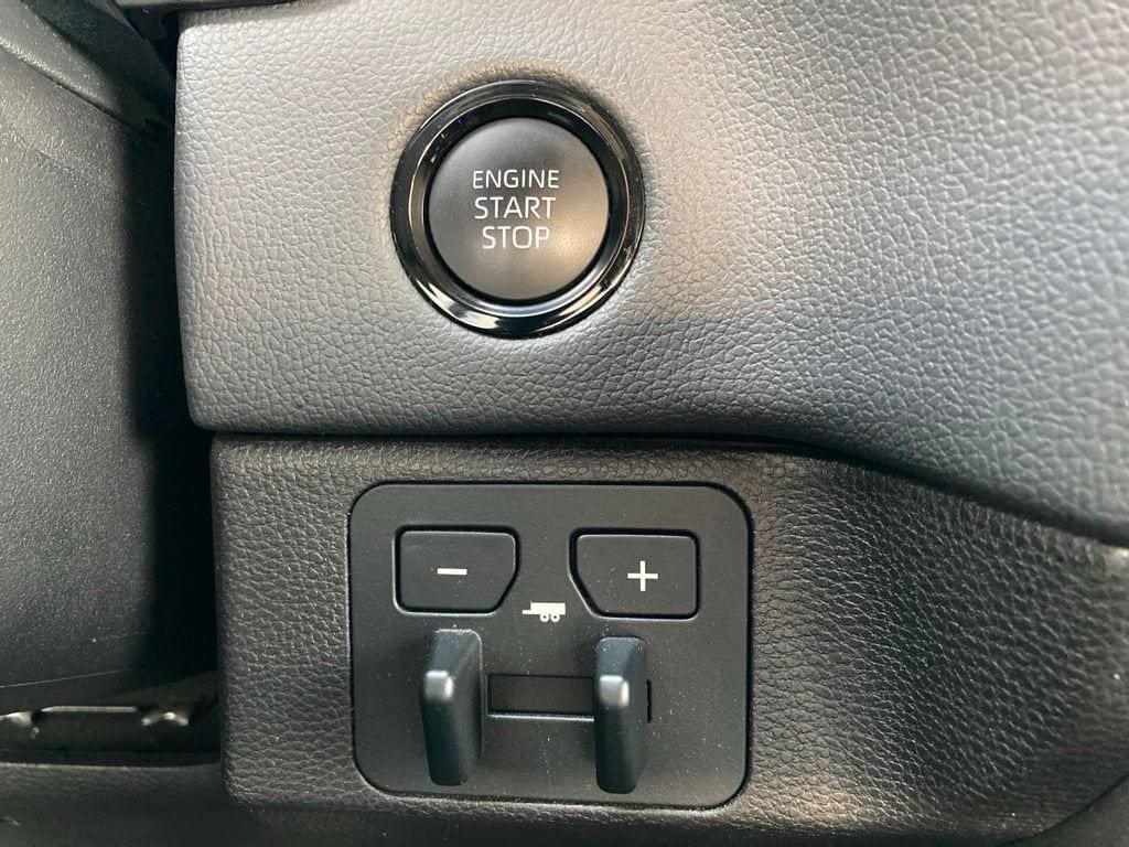 Certified 2025 Toyota Tundra Limited w/ Power Package AWD/4WD image 19