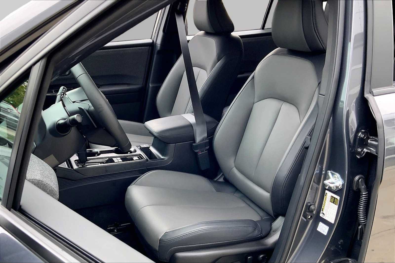 Certified 2026 Subaru Outback Premium AWD/4WD image 9