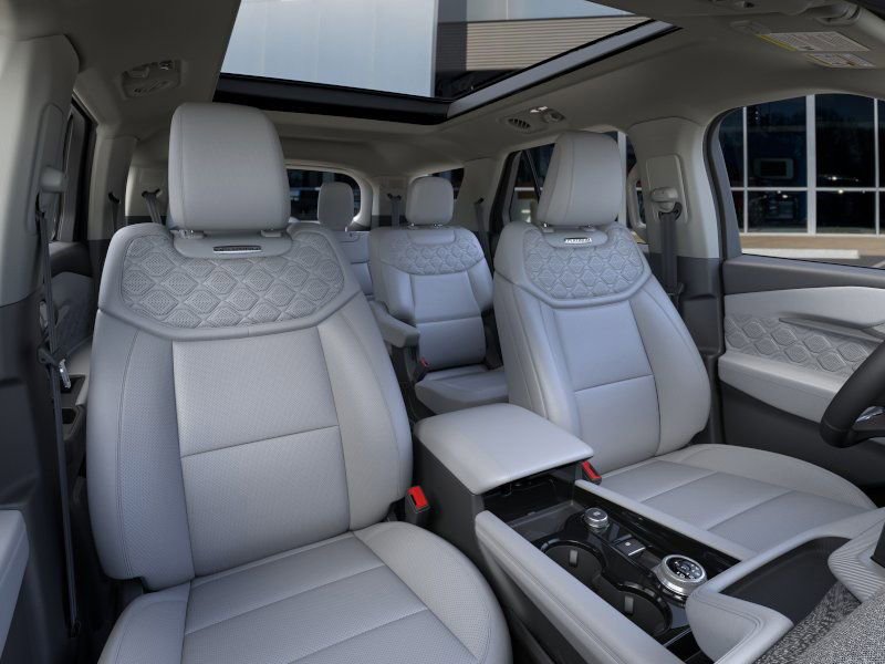 Used 2026 Ford Explorer Platinum w/ LUX Leather Package image 18