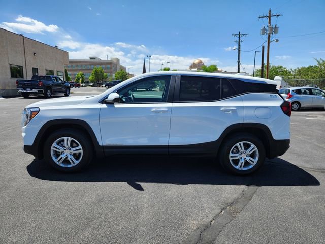 Used 2024 GMC Terrain SLE AWD/4WD image 6