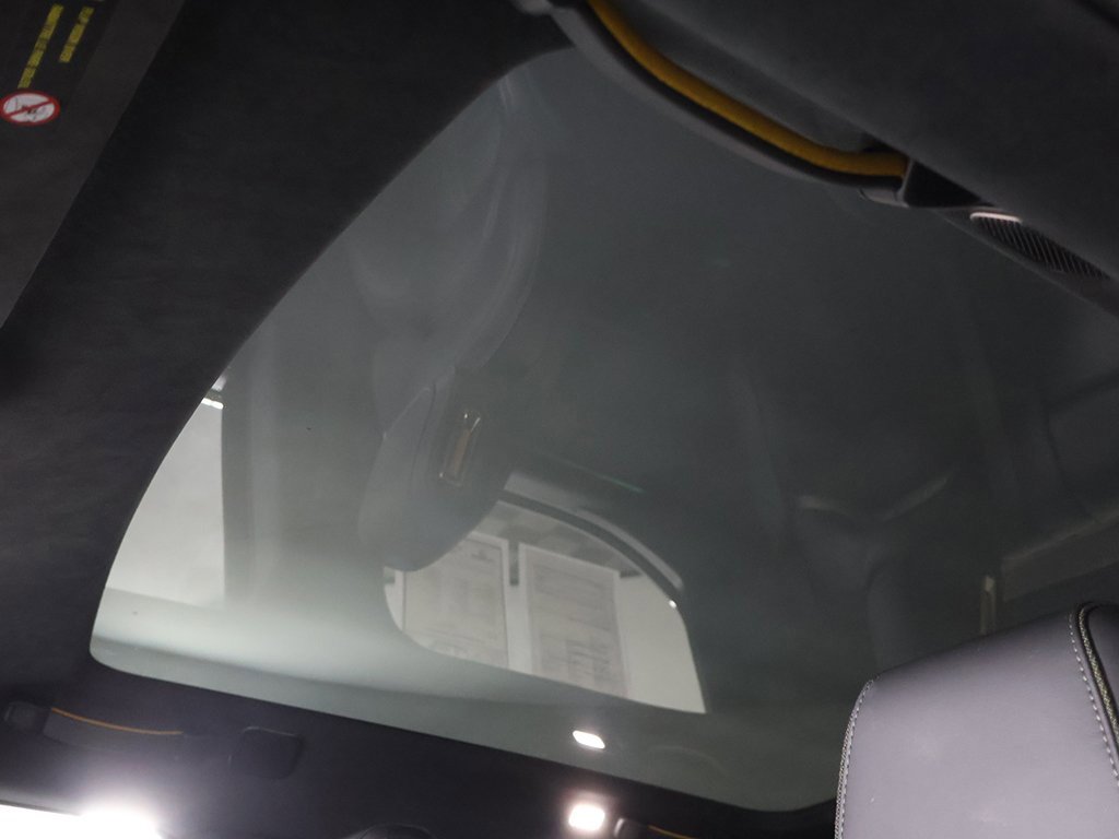 Used 2022 Rivian R1T Adventure image 22