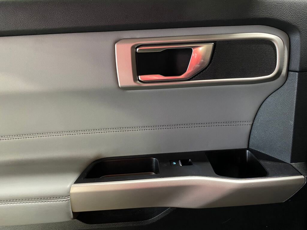 Used 2023 Ford Explorer XLT w/ Equipment Group 202A image 16