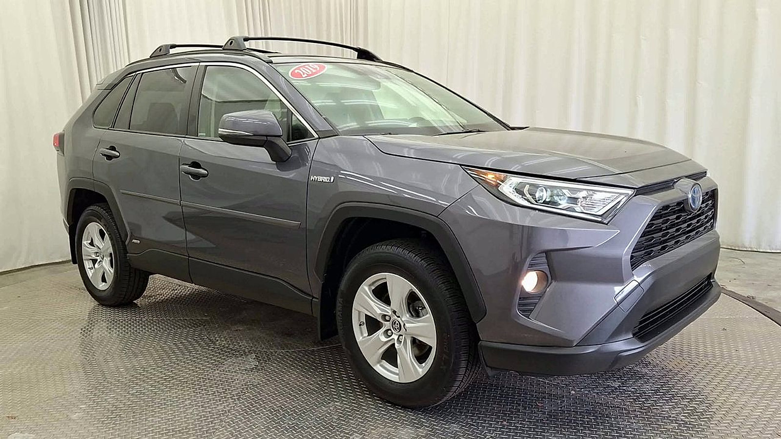 Certified 2019 Toyota RAV4 XLE w/ Convenience Package image 5