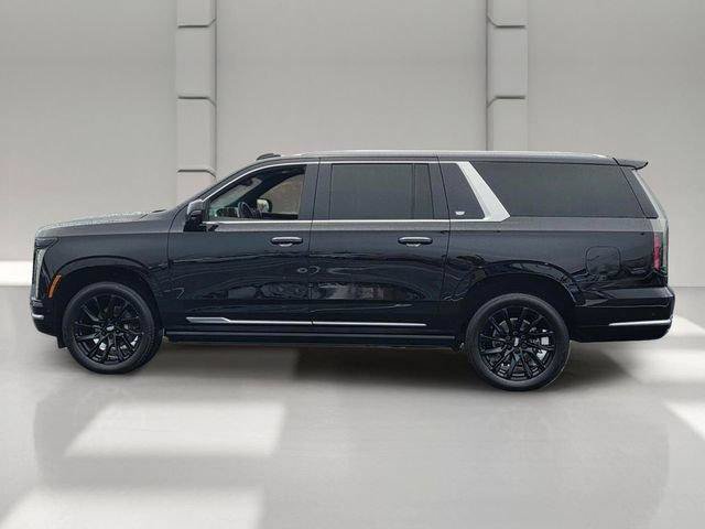 Certified 2025 Cadillac Escalade ESV Premium Luxury AWD/4WD image 2