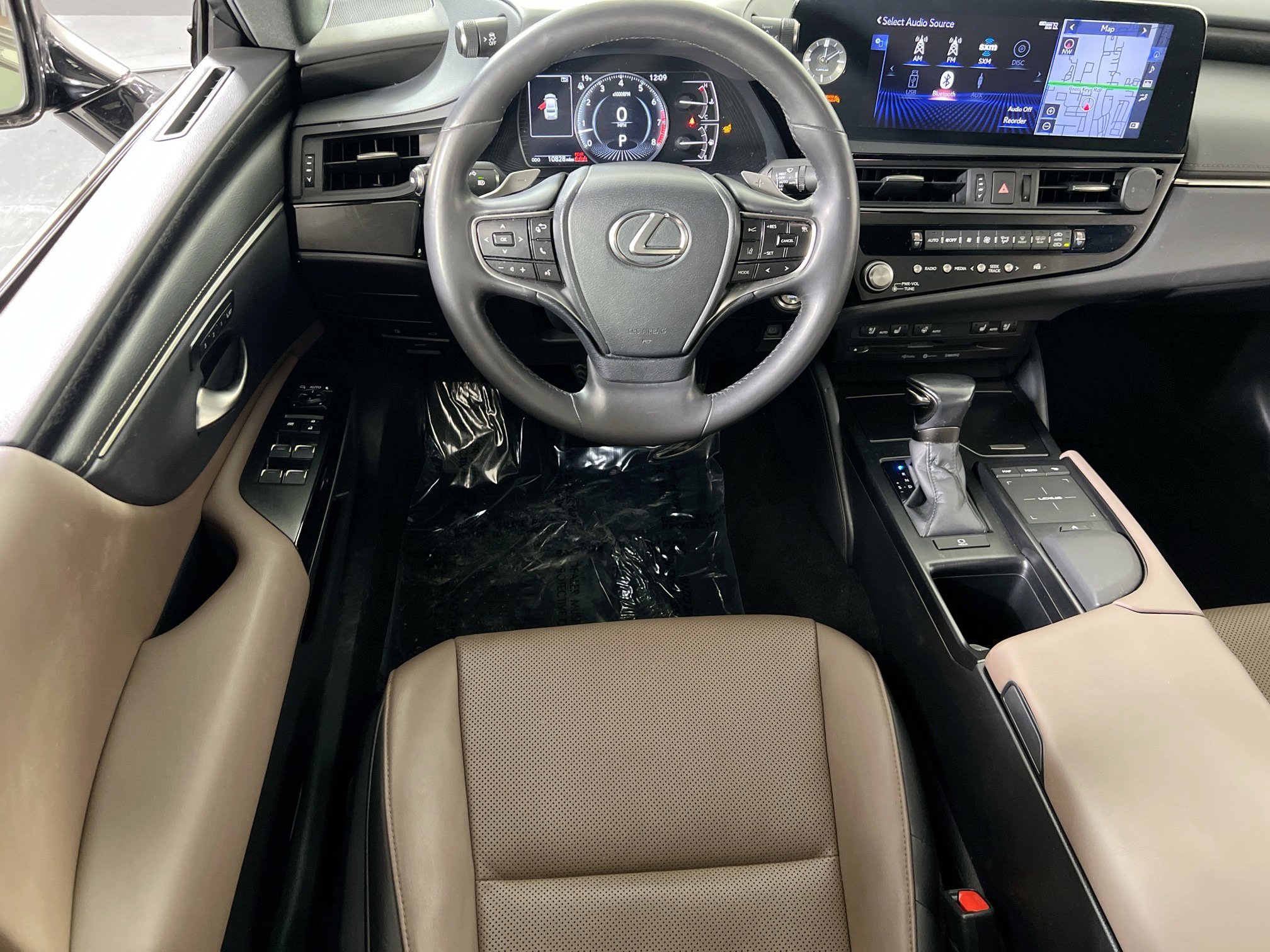 Used 2022 Lexus ES 350 w/ Premium Package image 22