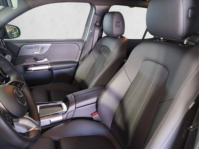 Used 2026 Mercedes-Benz GLB 250 image 16