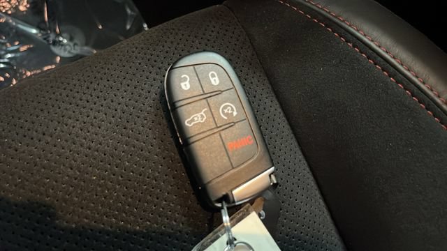 Used 2024 Dodge Durango R/T w/ Tow 'N Go Package AWD/4WD image 42