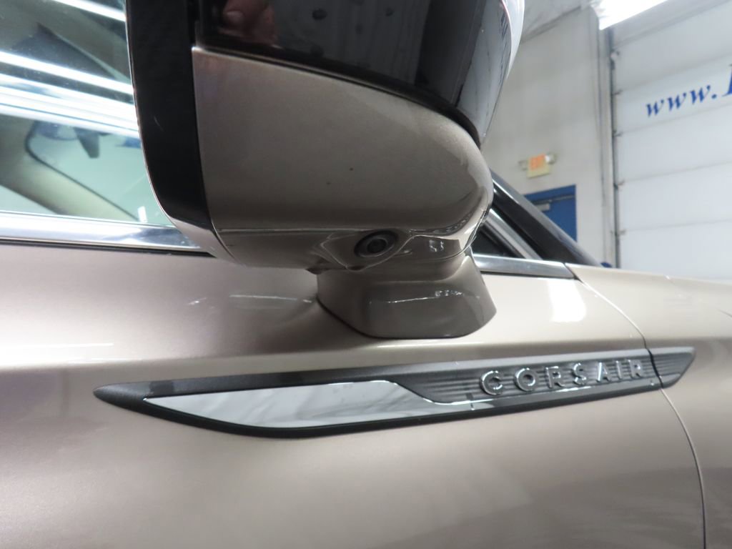 Used 2020 Lincoln Corsair Reserve AWD/4WD image 55