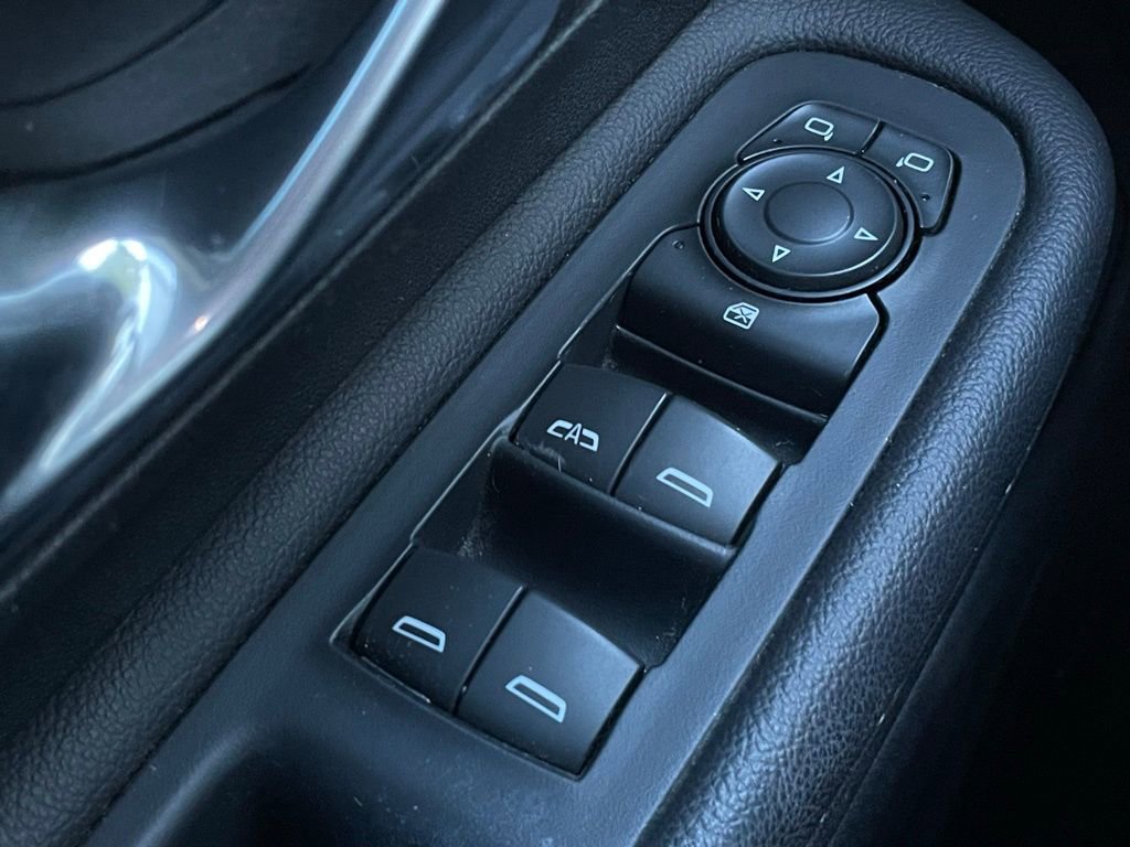 Used 2018 GMC Terrain Denali w/ Advanced Safety Package FWD image 12