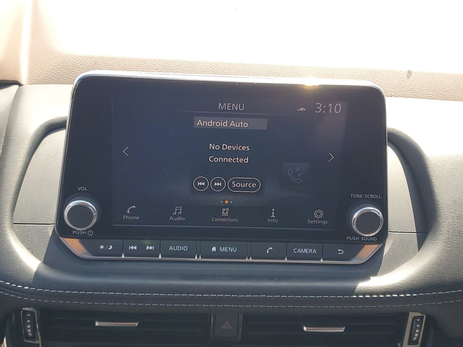 Used 2023 Nissan Rogue SV AWD/4WD image 16