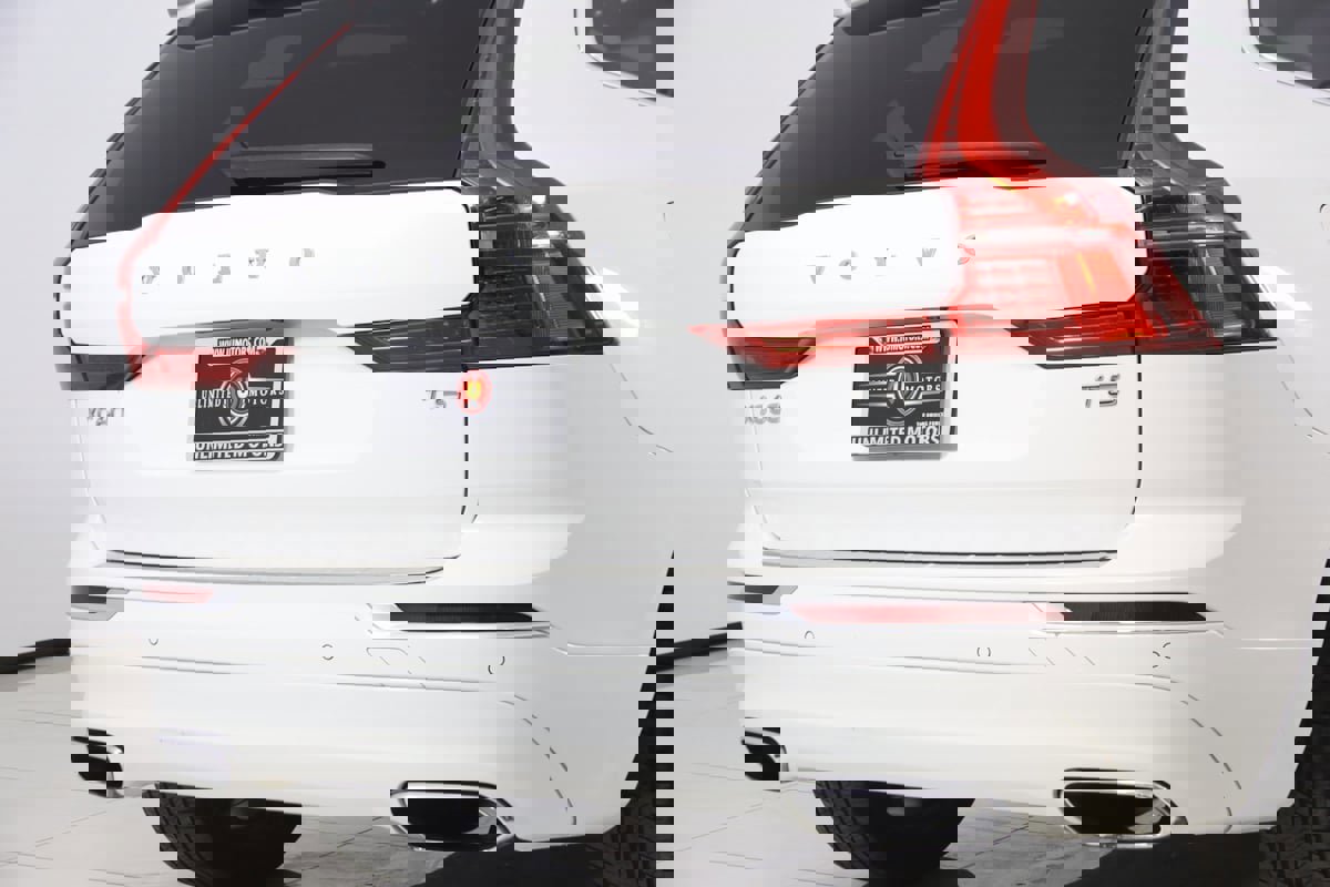 Used 2021 Volvo XC60 T5 Inscription w/ Protection Package Premier image 45