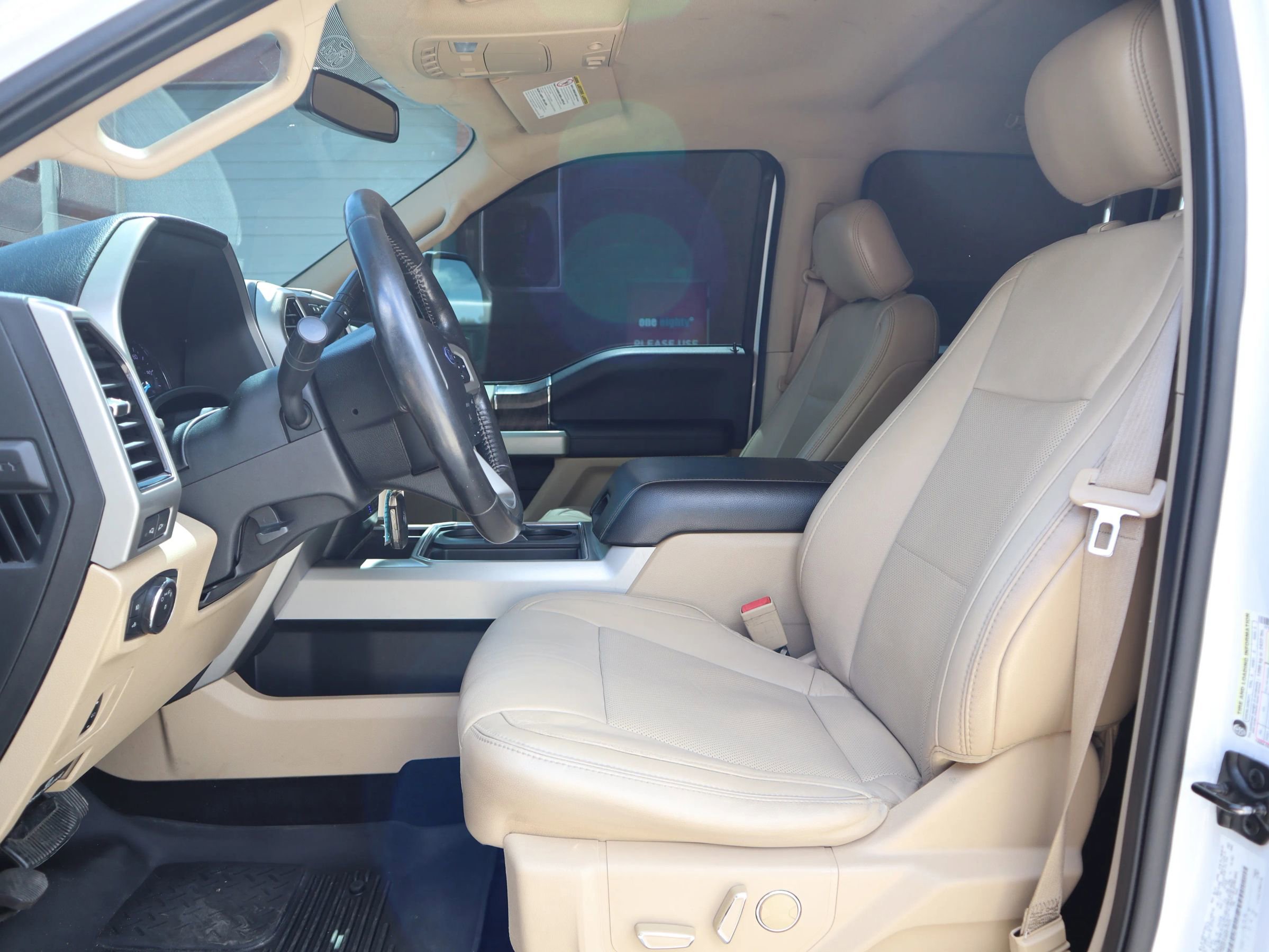 Used 2019 Ford F250 Lariat w/ Lariat Value Package image 22