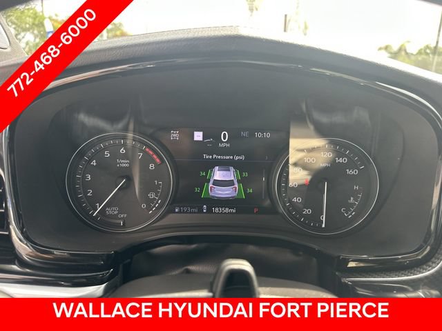 Used 2024 Cadillac XT6 Sport w/ Technology Package AWD/4WD image 22