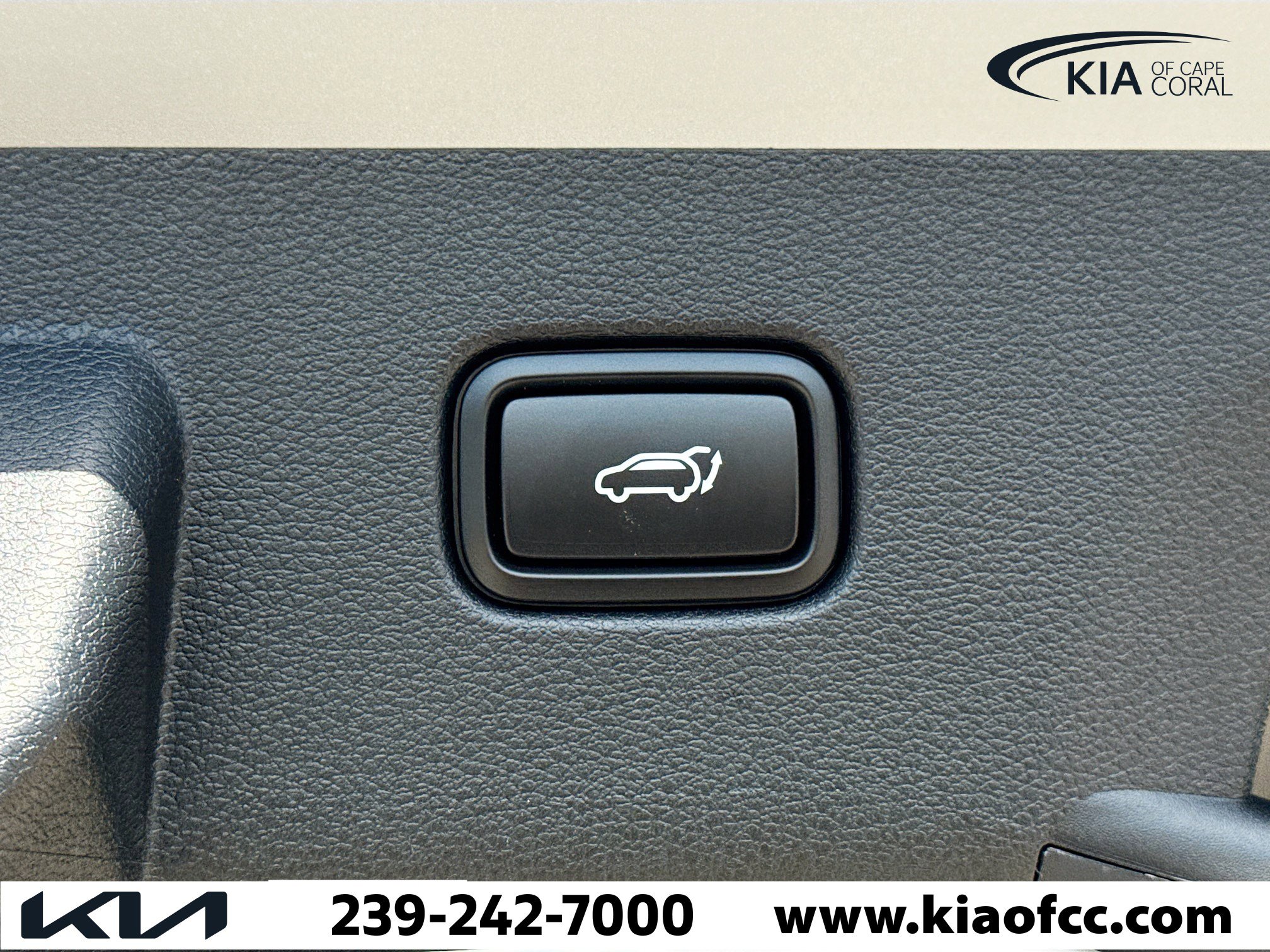 New 2026 Kia Sportage EX image 12