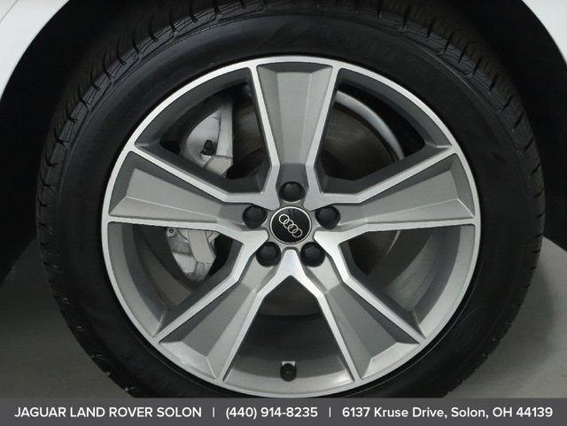 Used 2025 Audi Q5 2.0T Premium AWD/4WD image 41