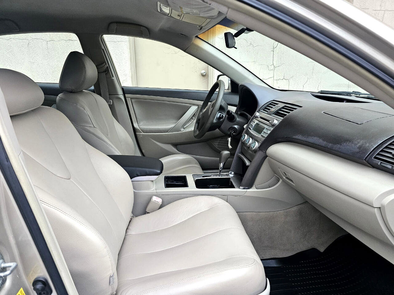 Used 2007 Toyota Camry LE image 19