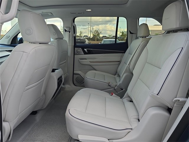 New 2026 Buick Enclave Avenir w/ Super Cruise Package image 16