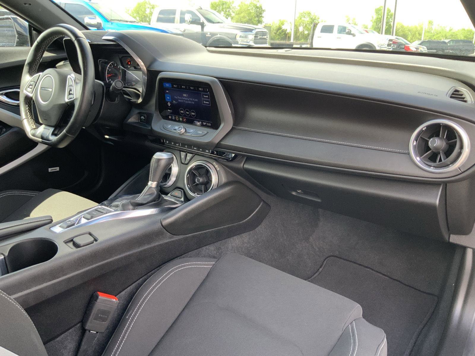 Used 2019 Chevrolet Camaro LT w/ Technology Package RWD image 54