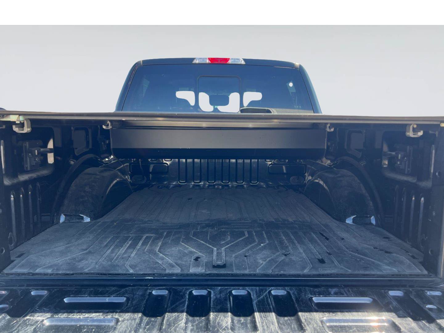 Used 2017 Ford F150 Lariat RWD image 24