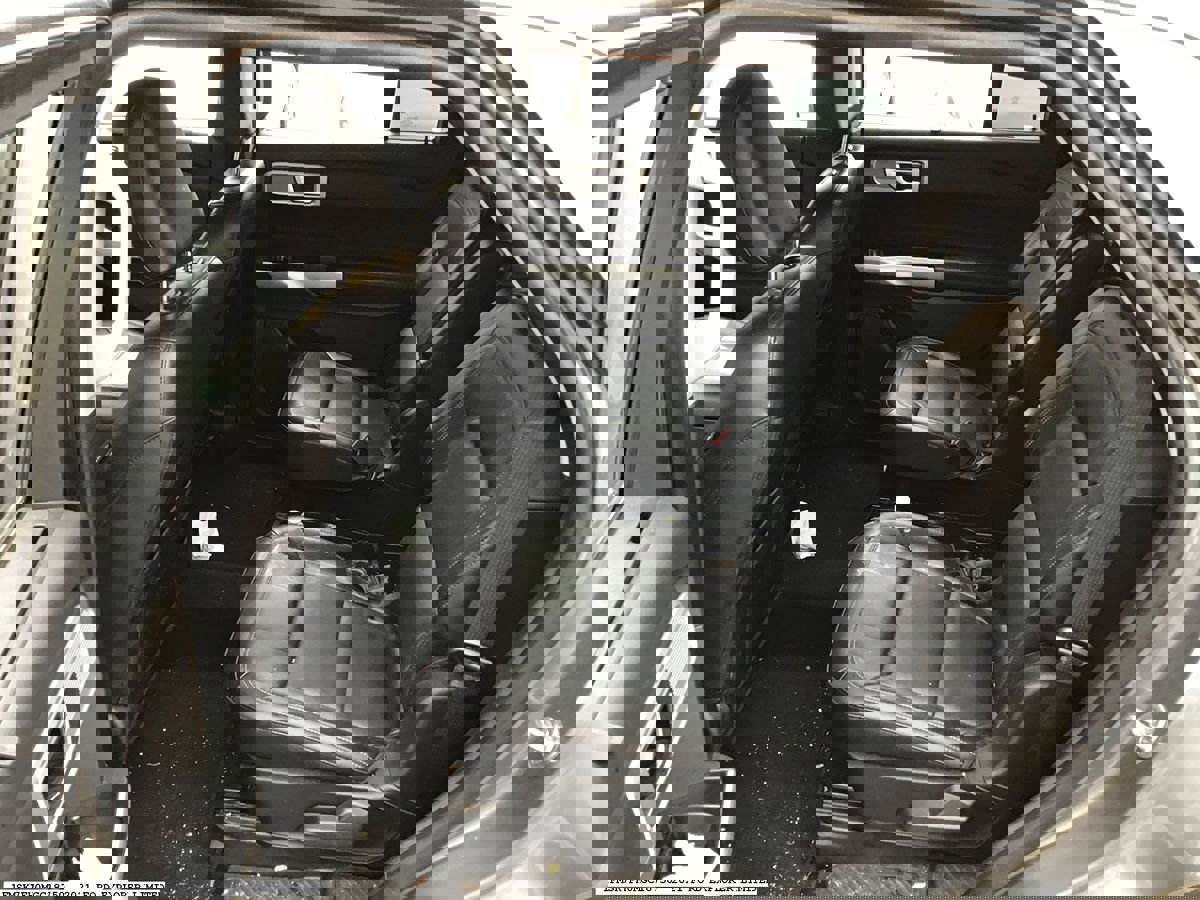 Used 2021 Ford Explorer Limited w/ Equipment Group 301A RWD image 13