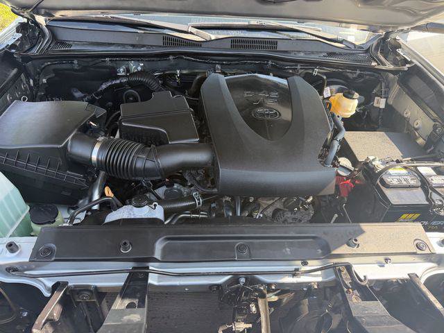 Certified 2022 Toyota Tacoma SR5 w/ Technology Package RWD image 26