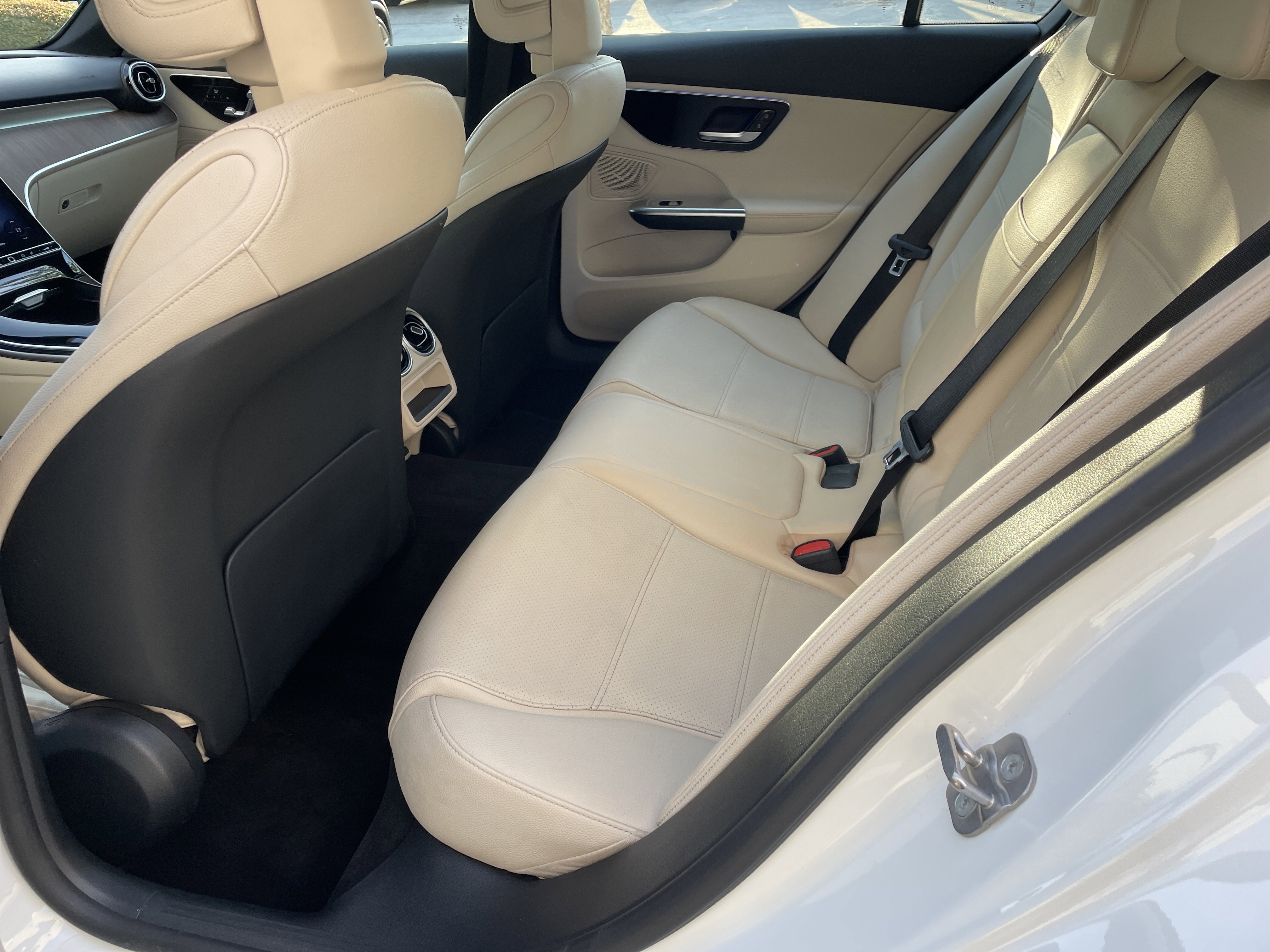 Certified 2025 Mercedes-Benz C 300 Sedan image 38