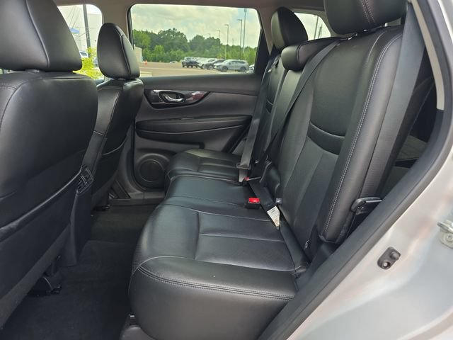 Used 2019 Nissan Rogue SL AWD/4WD image 11