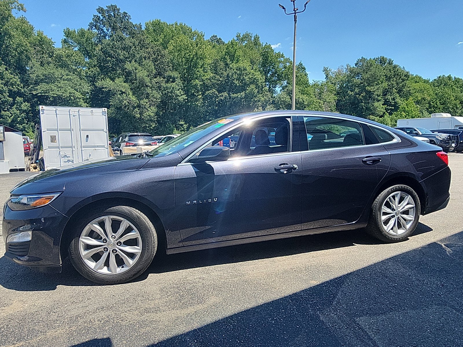 Used 2023 Chevrolet Malibu LT w/ LPO, Floor Liner Package FWD image 2