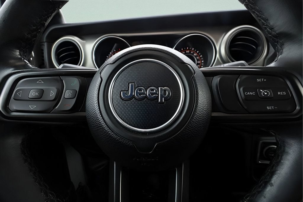 Used 2021 Jeep Gladiator Sport AWD/4WD image 34