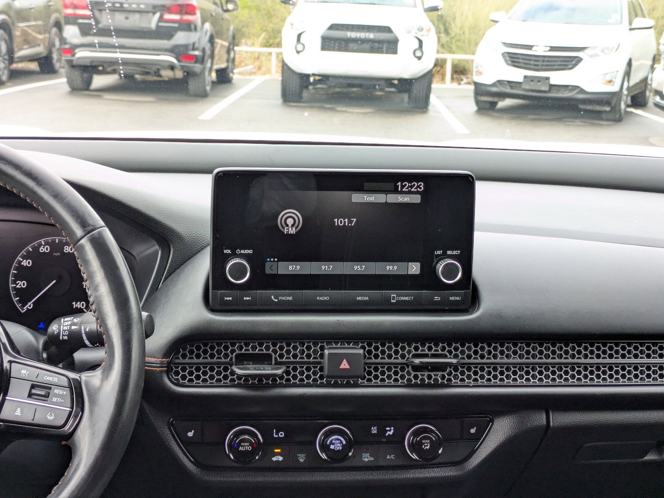 Used 2023 Honda HR-V Sport image 16