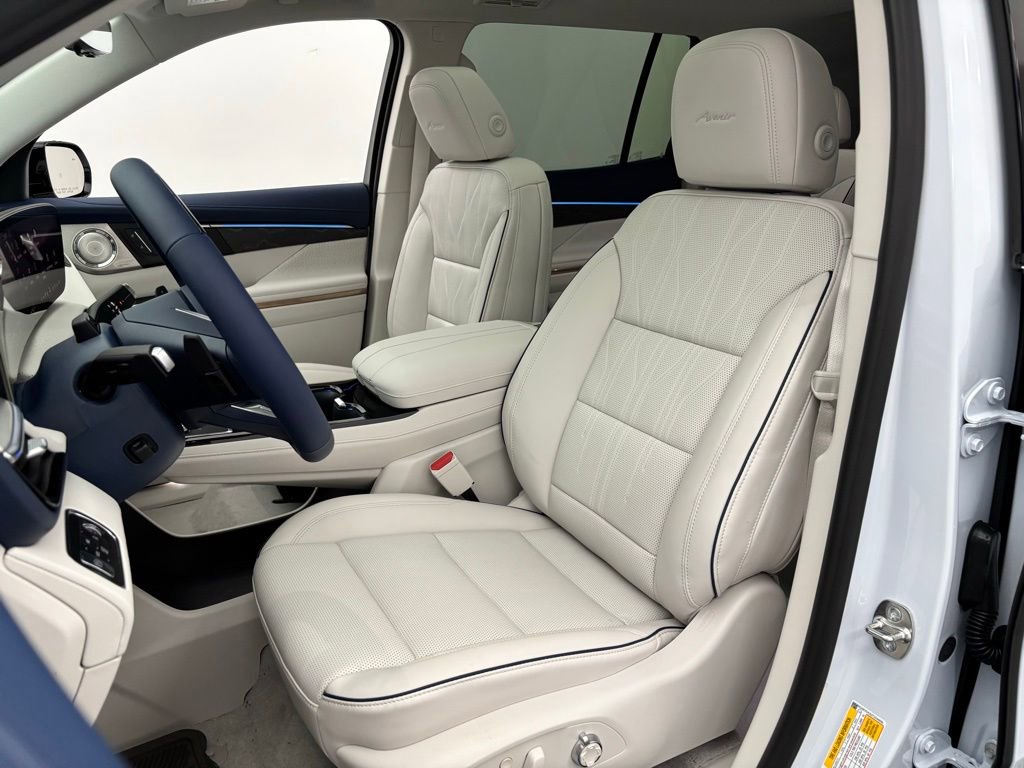 New 2026 Buick Enclave Avenir image 24