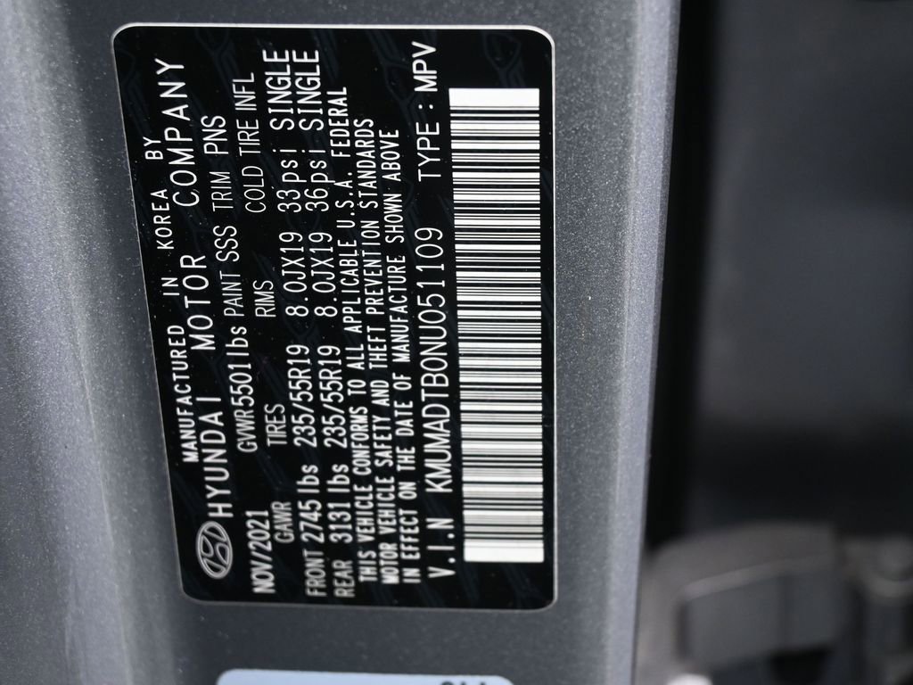 Used 2022 Genesis GV70 2.5T w/ Advanced Package image 16