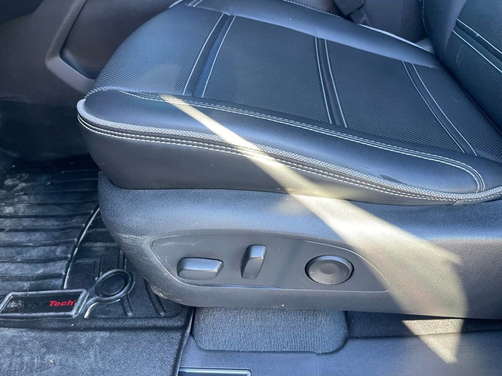 Used 2025 GMC Sierra EV Denali image 11