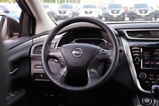 Certified 2024 Nissan Murano SV w/ SV Midnight Edition Package AWD/4WD image 22