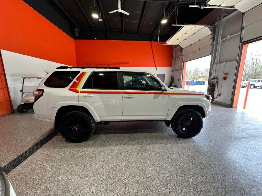 Used 2023 Toyota 4Runner 40th Anniversary SE image 2