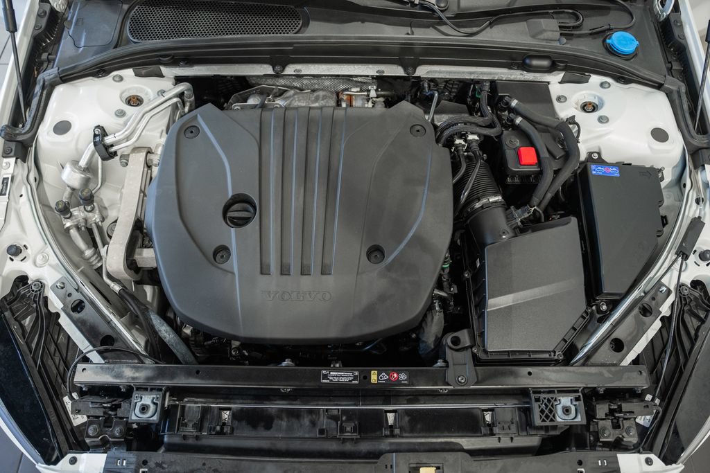 Used 2024 Volvo S60 B5 Core FWD image 15