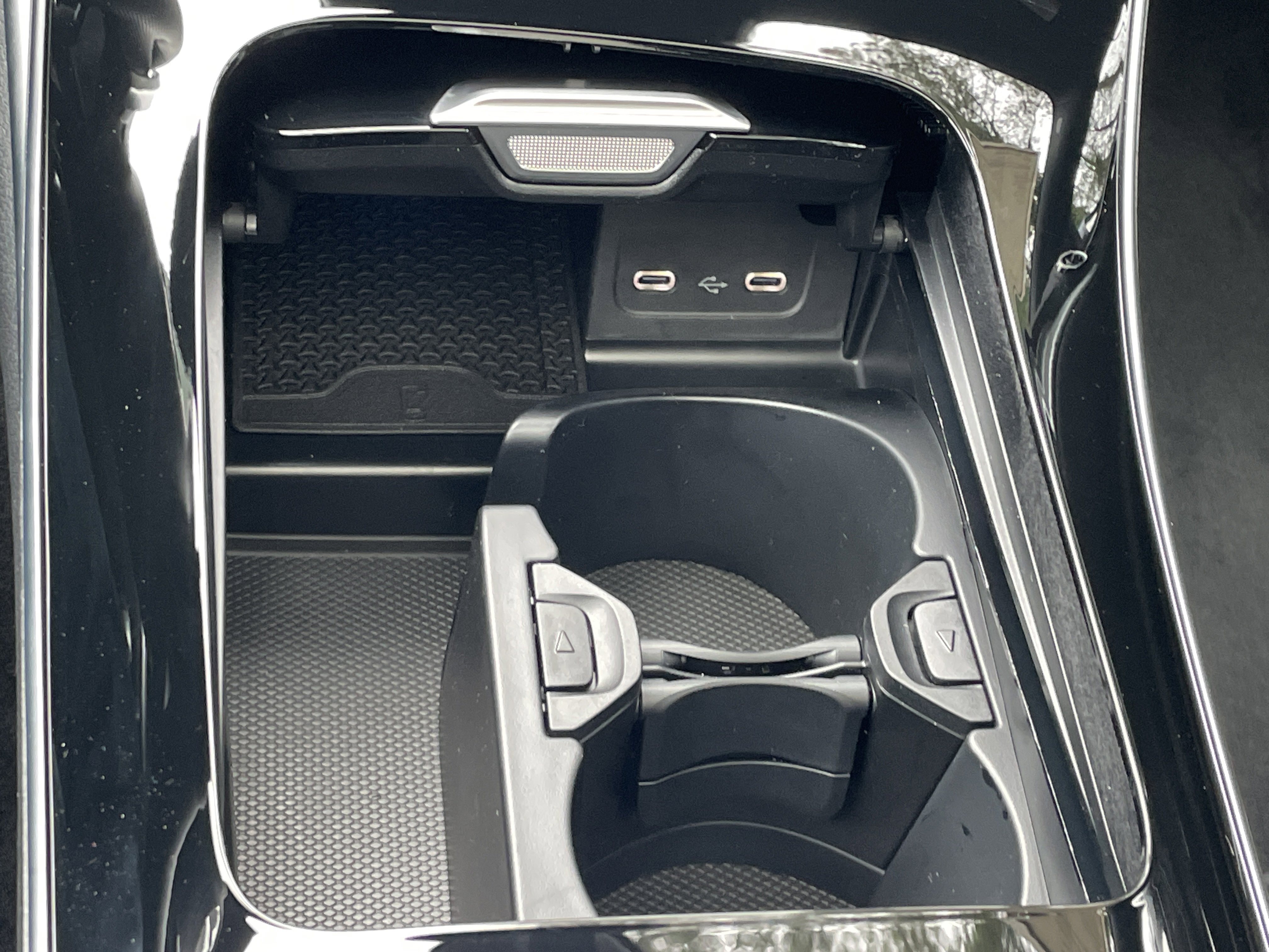 New 2026 Mercedes-Benz C 300 Sedan image 32